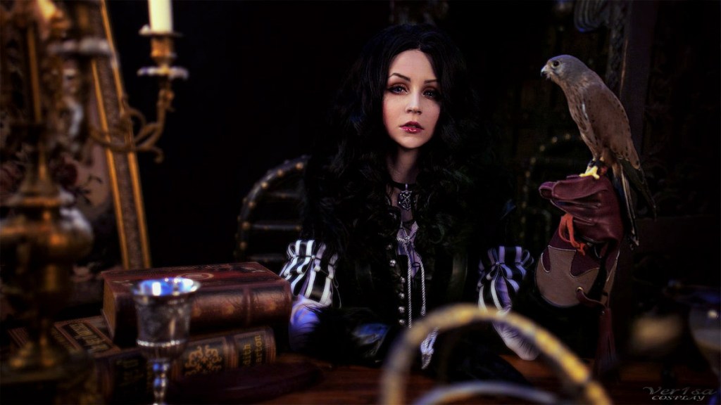 The Witcher 3 - Wild Hunt - Yennefer of Vengerberg Cosplay - full body port.