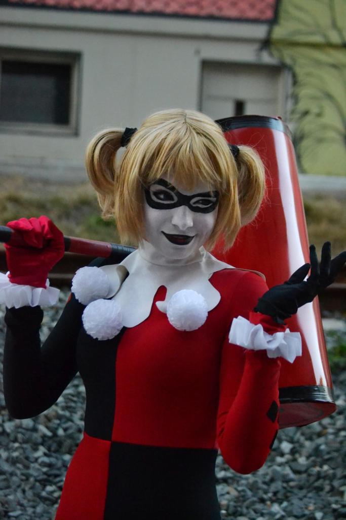 Batman - Harley Quinn Cosplay - character portrait photography Batman - Harley Quinn Cosplay - character portrait photography