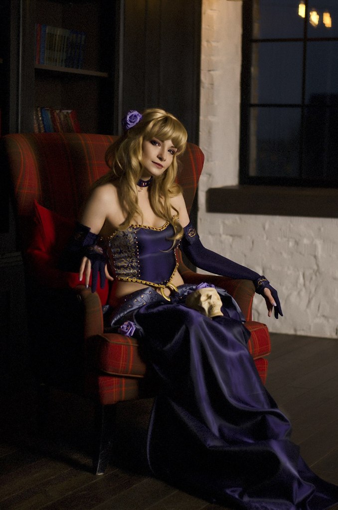 Fable - Elvira Grey Cosplay - gentle costume showcase