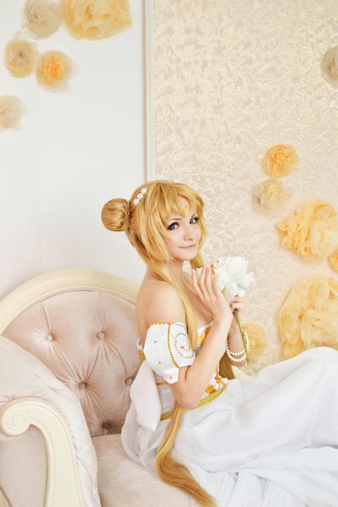Sailor Moon - Princess Serenity (Crystal) Cosplay - light aesthetic