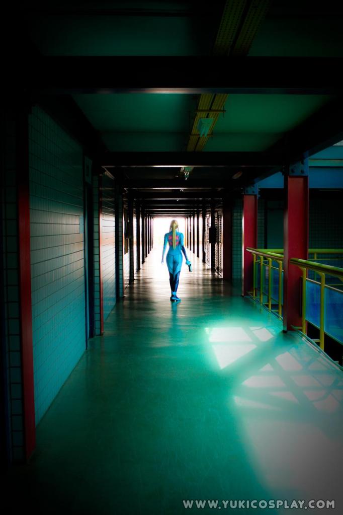Metroid - Other M - Samus Aran (Zero Suit) Cosplay - portrait photo