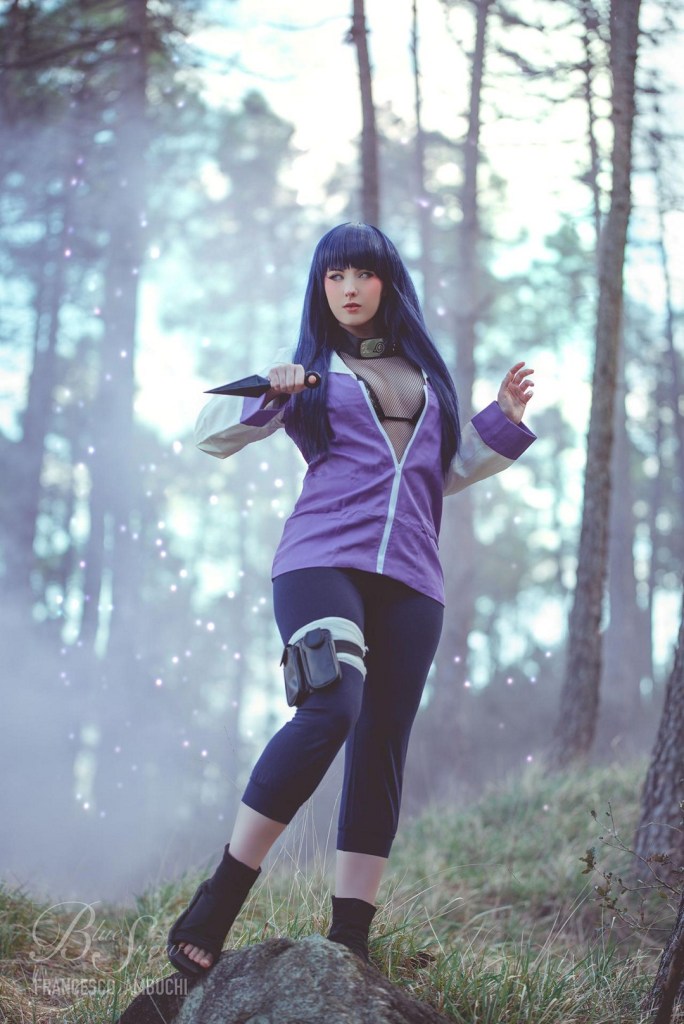 Naruto - Hinata Hyuga Cosplay - full body portrait Naruto - Hinata Hyuga Cosplay - full body portrait
