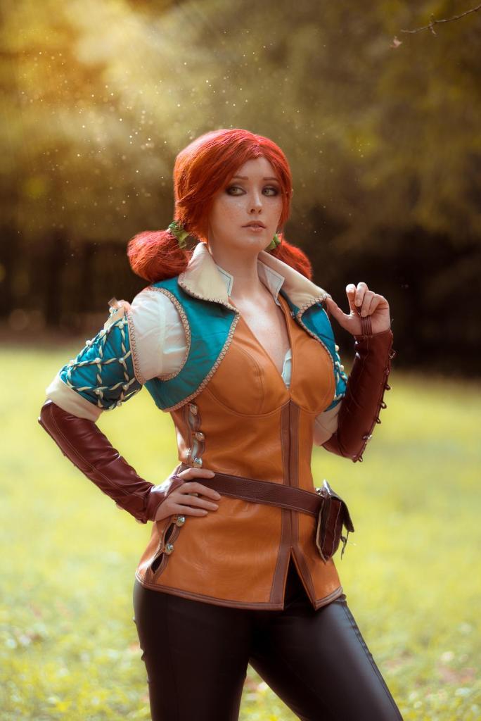 The Witcher 3 - Wild Hunt - Triss Merigold Cosplay - body photo