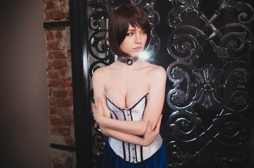 BioShock Infinite - Elizabeth (Anna DeWitt) (Columbia) Cosplay - costume portrait BioShock Infinite - Elizabeth (Anna DeWitt) (Columbia) Cosplay - costume portrait