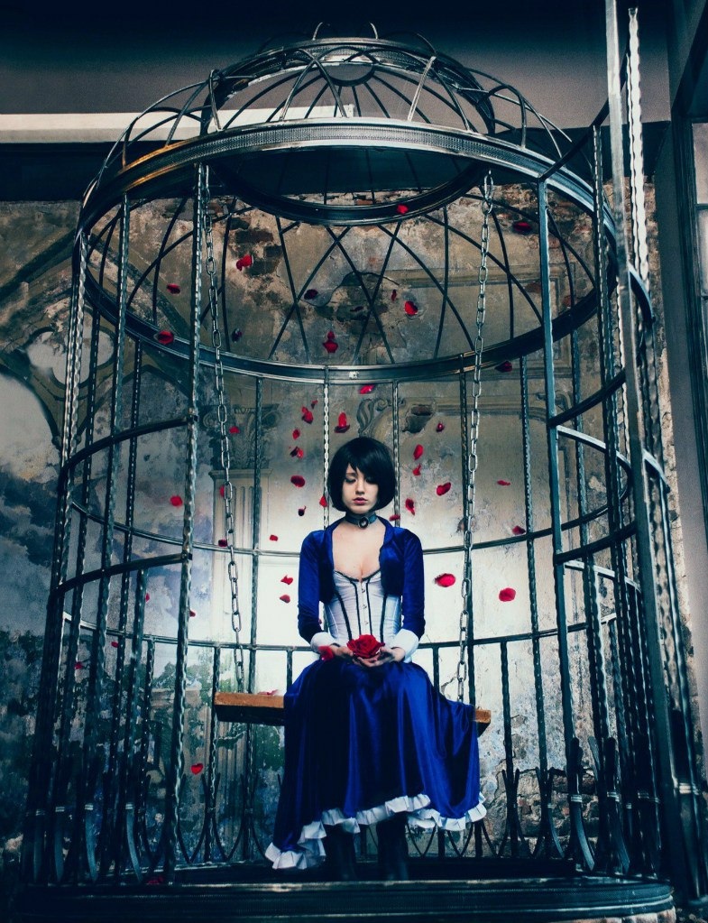 BioShock Infinite - Elizabeth (Anna DeWitt) (Columbia) Cosplay - full body port. BioShock Infinite - Elizabeth (Anna DeWitt) (Columbia) Cosplay - full body port.