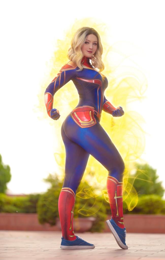captain marvel carol danvers cosplay 3