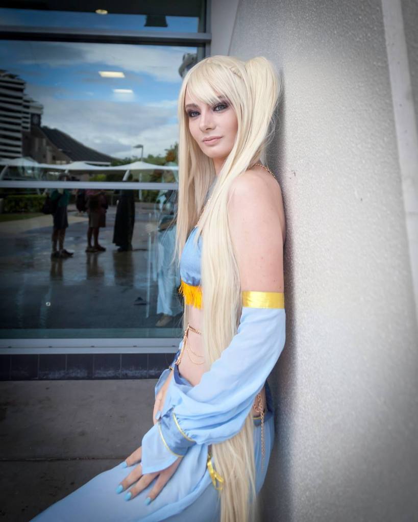 dead or alive 5 last round marie rose cosplay 02