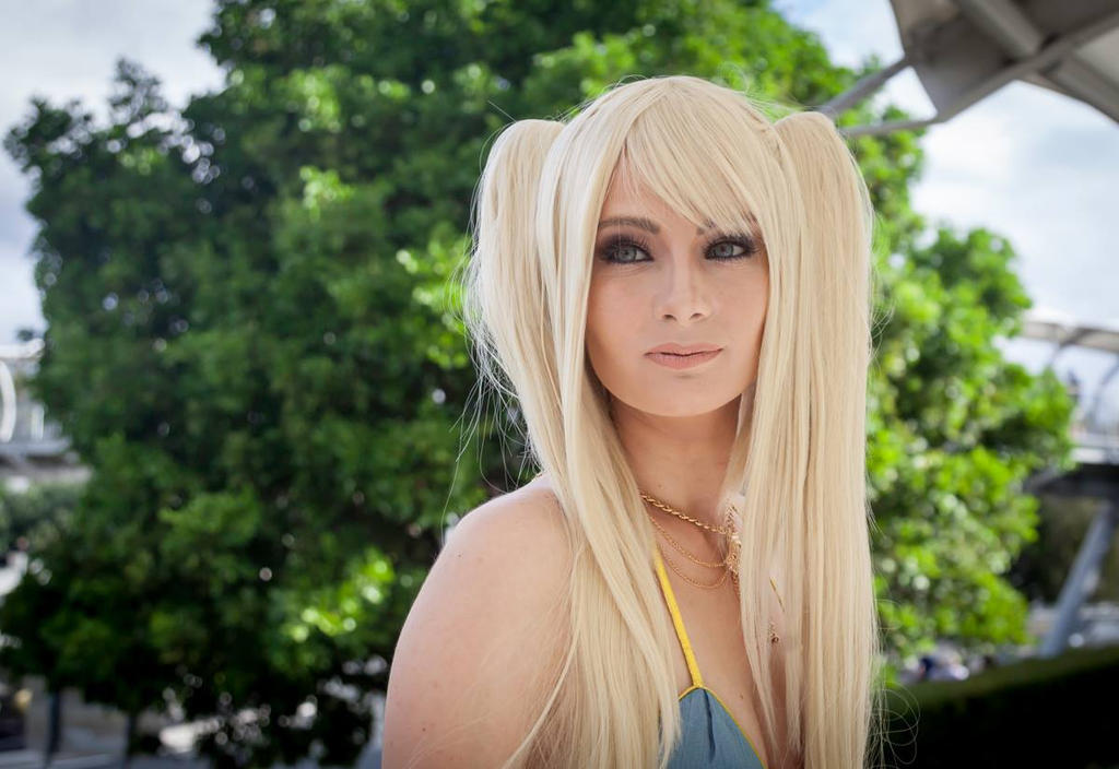 dead or alive 5 last round marie rose cosplay 13