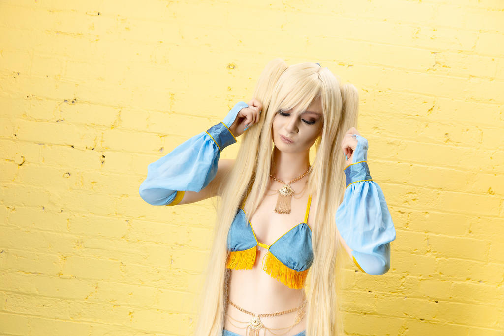 dead or alive 5 last round marie rose cosplay 15