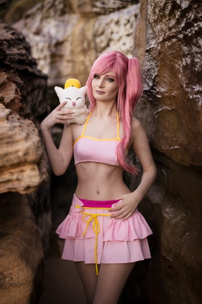 Final Fantasy 13-2 - Serah Farron (Beachwear) Cosplay
