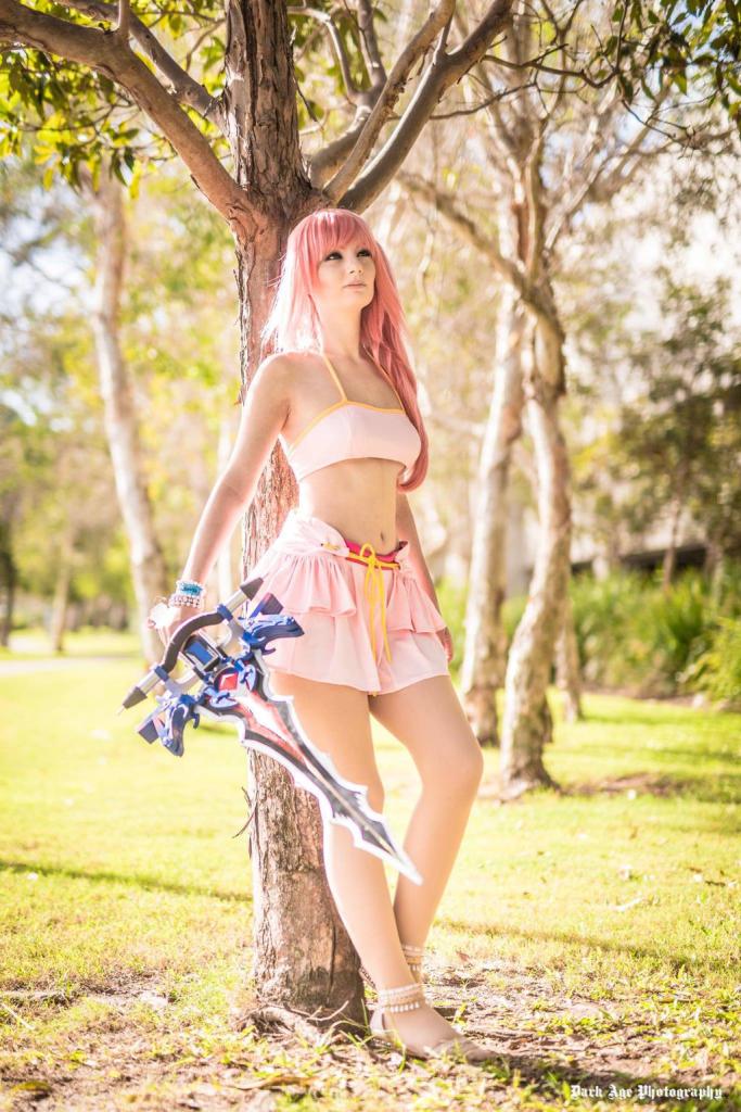 Final Fantasy 13-2 - Serah Farron (Beachwear) Cosplay - visual exploration