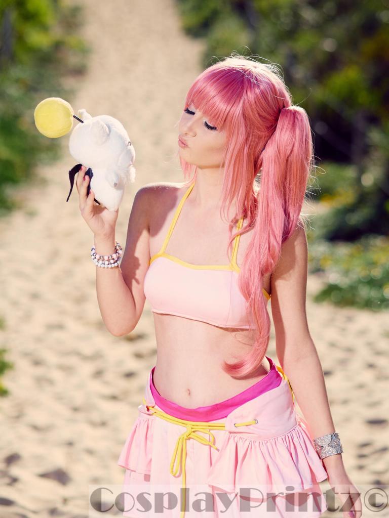Final Fantasy 13-2 - Serah Farron (Beachwear) Cosplay - light aesthetic
