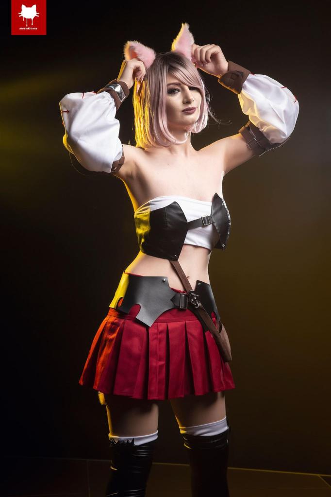 Final Fantasy 14 - Miqote Cosplay - elegant character representation Final Fantasy 14 - Miqote Cosplay - elegant character representation