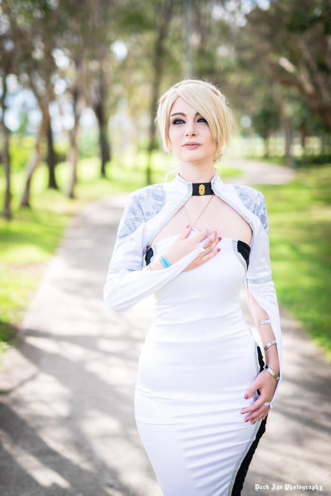 Final Fantasy 15 - Kingsglaive - Lunafreya Nox Fleuret (Luna) Cosplay - inspired capture