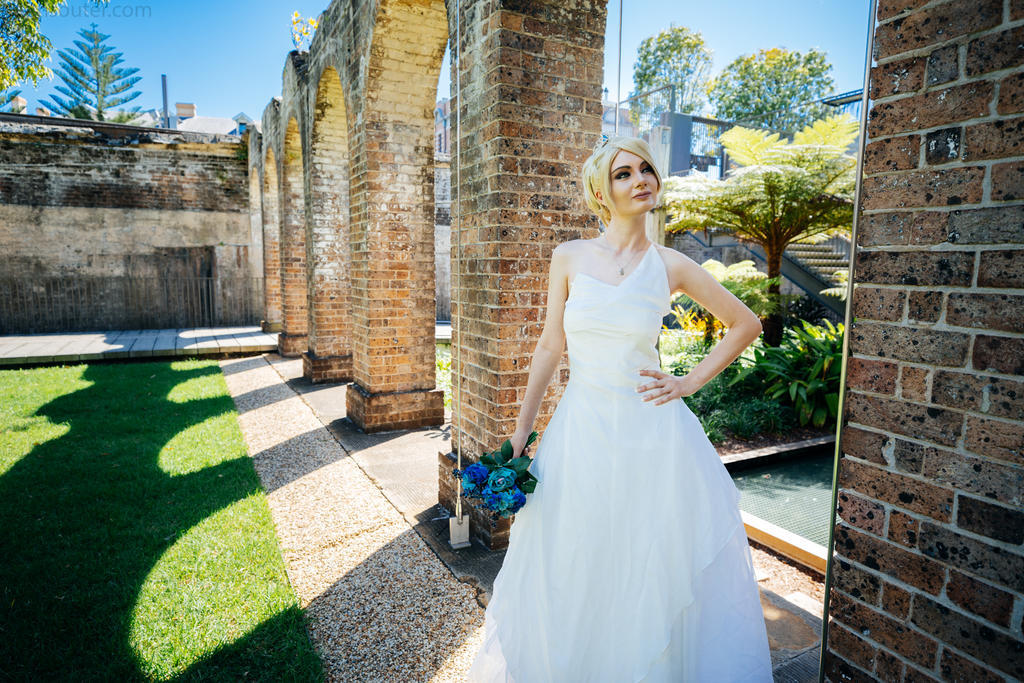 Final Fantasy 15 - Lunafreya Nox Fleuret (Luna) Cosplay - costume show