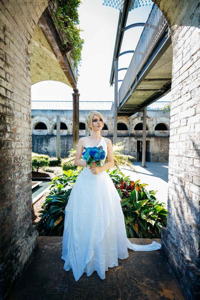 Final Fantasy 15 - Lunafreya Nox Fleuret (Luna) Cosplay - portrait photo