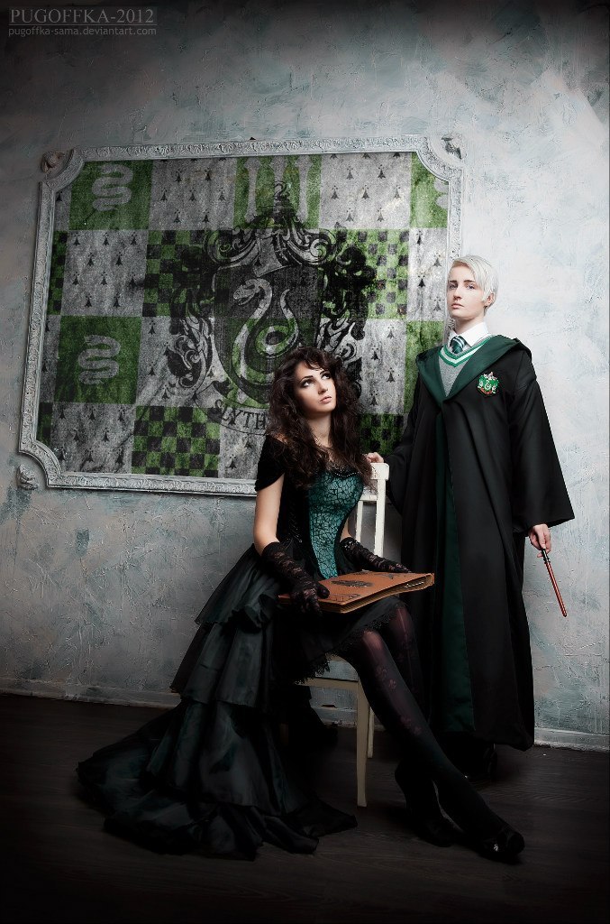Harry Potter - Bellatrix Lestrange (Bella) Cosplay - costume portrait