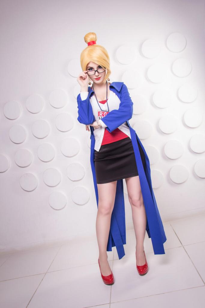 League of Legends - Janna (The Storms Fury) (Forecast) Cosplay - expressive portrait League of Legends - Janna (The Storms Fury) (Forecast) Cosplay - expressive portrait