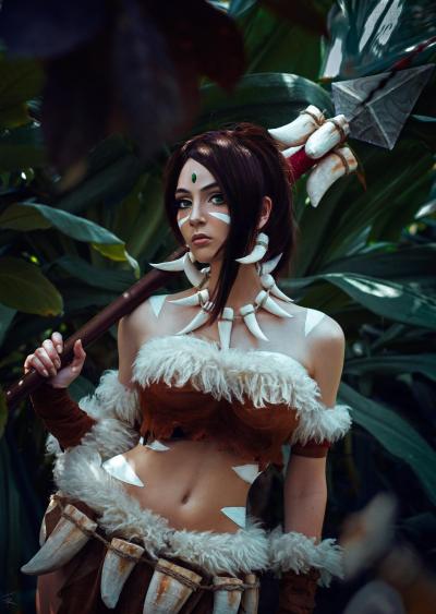 League of Legends - Nidalee (The Bestial Huntress) Cosplay