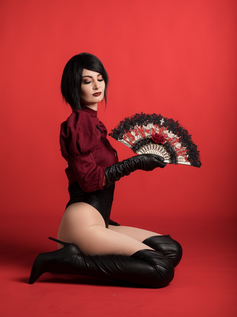 Resident Evil 2 - Remake - Ada Wong (2B) Cosplay - authentic view Resident Evil 2 - Remake - Ada Wong (2B) Cosplay - authentic view
