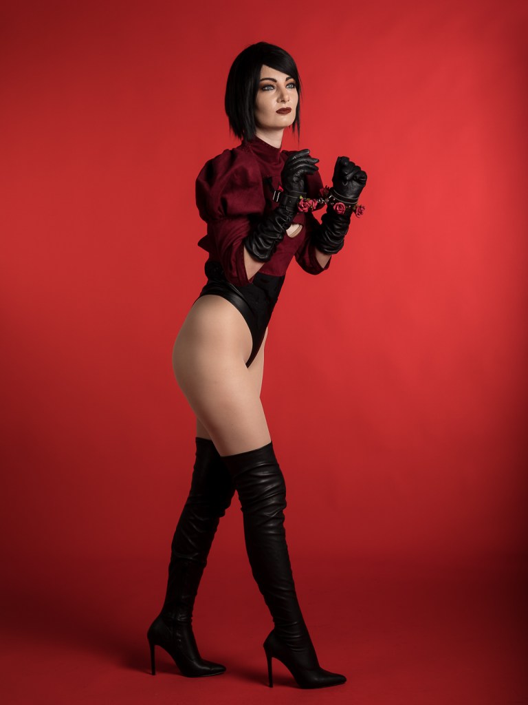 Resident Evil 2 - Remake - Ada Wong (2B) Cosplay - visual exploration Resident Evil 2 - Remake - Ada Wong (2B) Cosplay - visual exploration