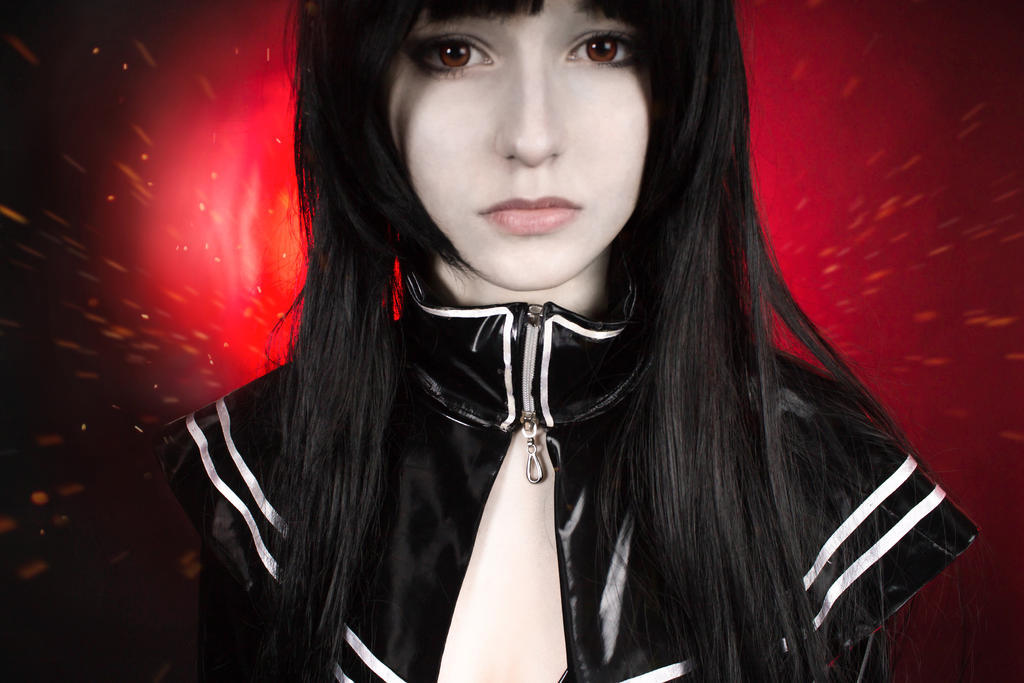 Black Rock Shooter - Black Gold Saw Cosplay - artistic framing