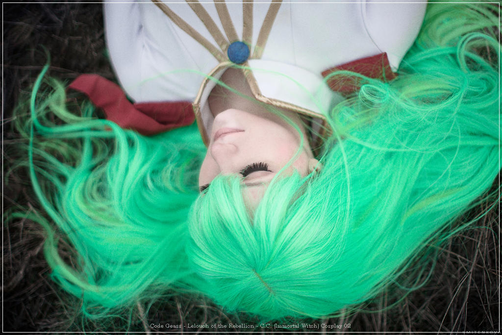 Code Geass - Lelouch of the Rebellion - C.C. (Immortal Witch) Cosplay - full length port.