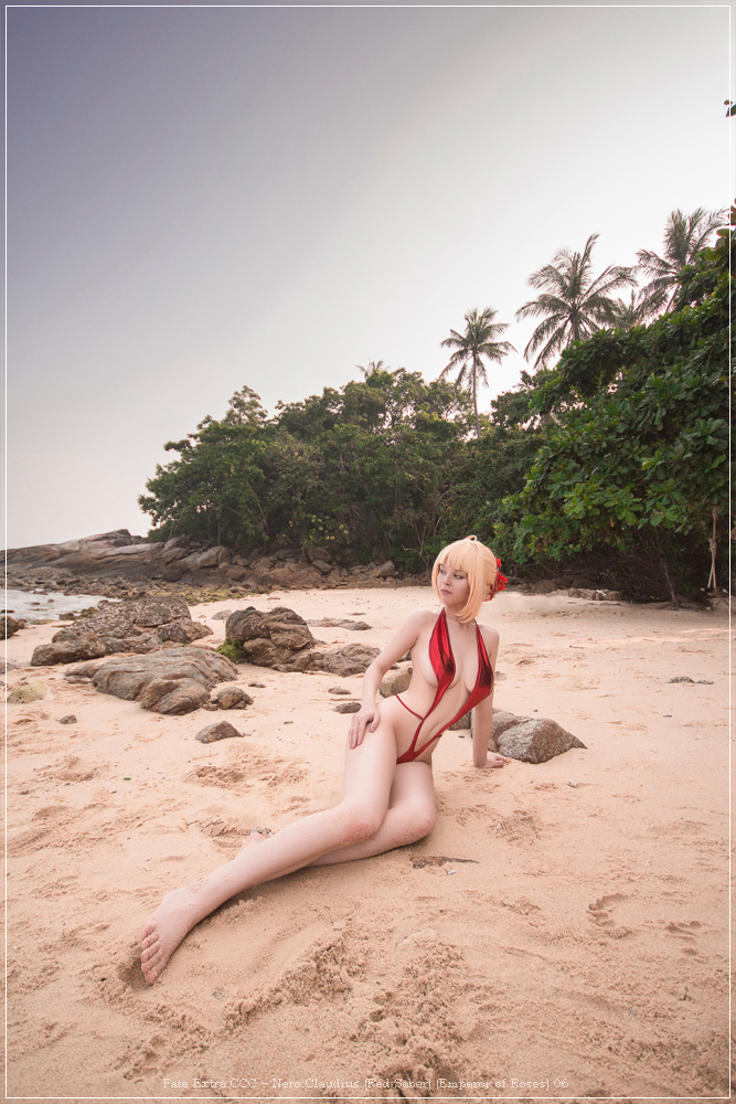 Fate Extra CCC - Nero Claudius (Red Saber) (Emperor of Roses) Cosplay - intimate capture