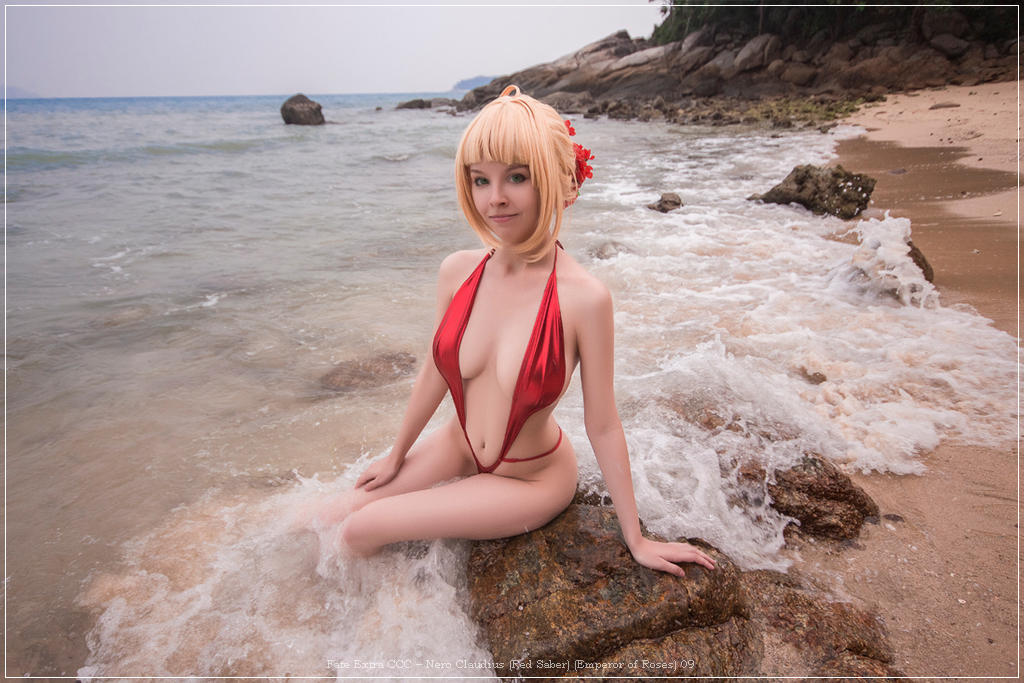 Fate Extra CCC - Nero Claudius (Red Saber) (Emperor of Roses) Cosplay - artistic composition
