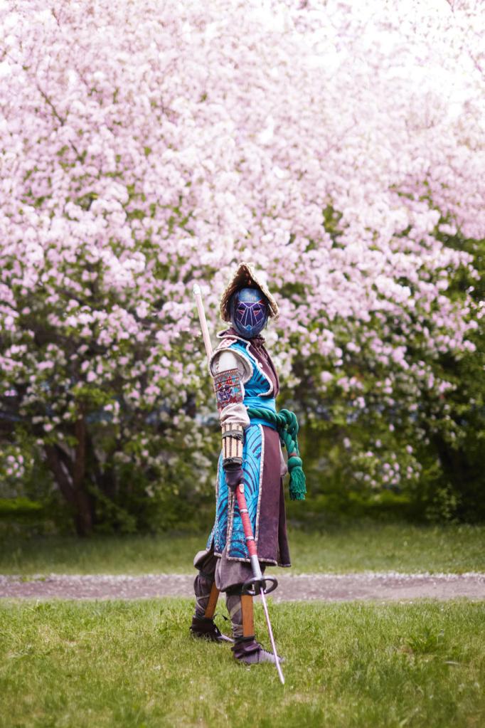 For Honor - Nobushi Cosplay - full body character photo