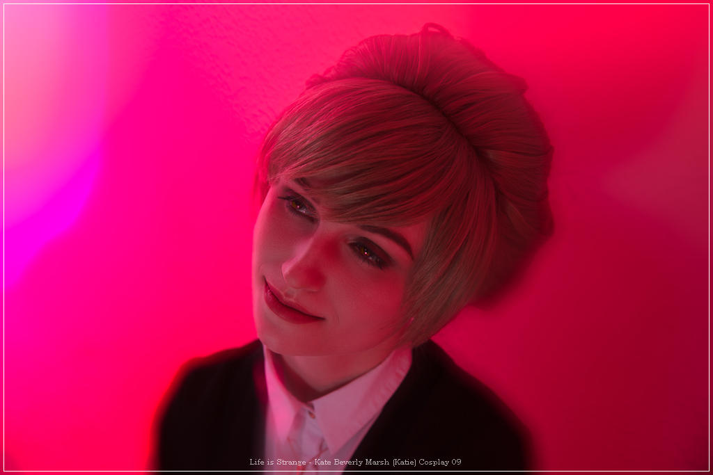 Life is Strange - Kate Beverly Marsh (Katie) Cosplay - light aesthetic