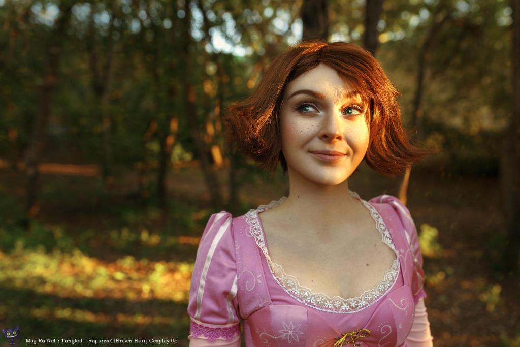 Tangled - Rapunzel (Brown Hair) Cosplay - full body portrait