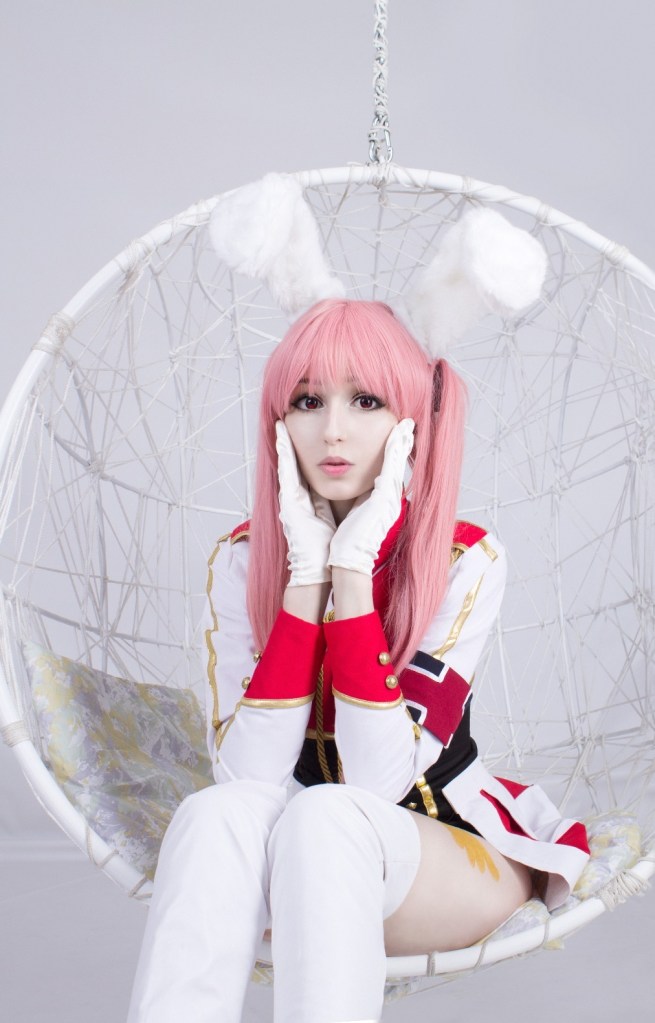 Umineko - When They Cry - Siesta 45 Cosplay - artistic framing