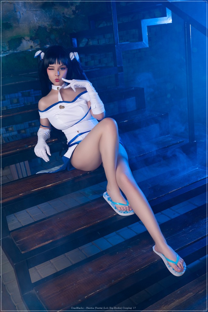 DanMachi - Hestia (Vesta) (Loli Big-Boobs) Cosplay - design showcase
