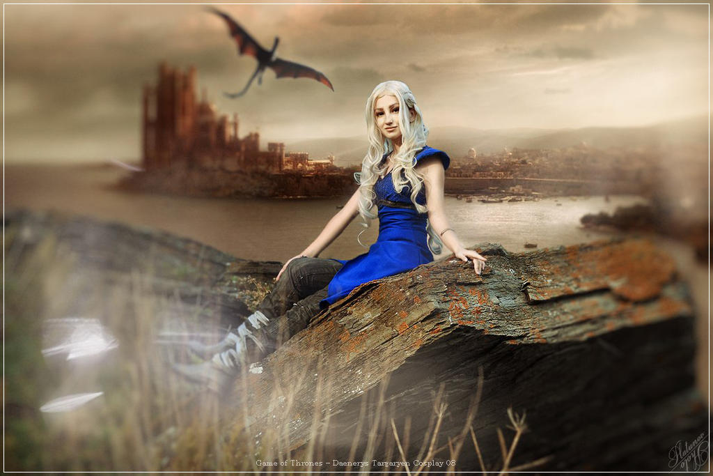 Game of Thrones - Daenerys Targaryen Cosplay - costume show