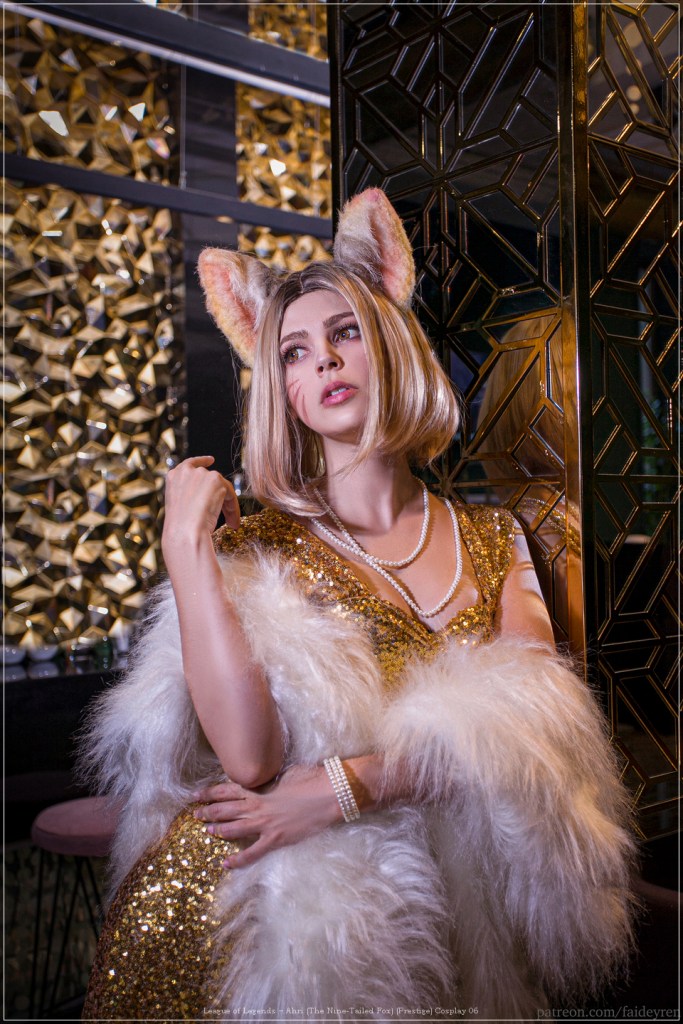 League of Legends - Ahri (The Nine-Tailed Fox) (Prestige) Cosplay character portrait photography