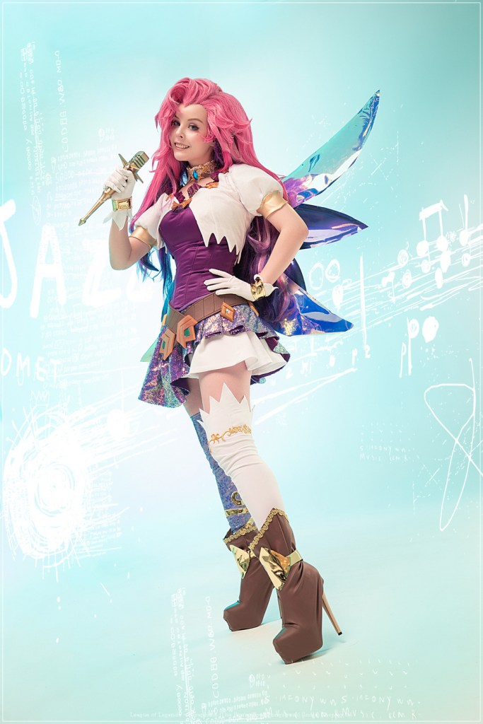 League of Legends - Seraphine (The Starry-Eyed Songstress) (Indie) Cosplay full length photo