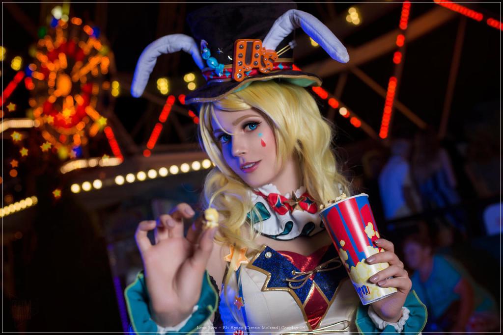 Love Live - Eli Ayase (Circus Idolized) Cosplay - costume portrait