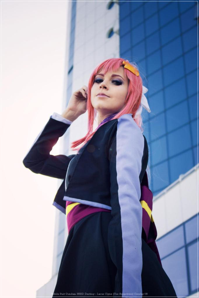Mobile Suit Gundam SEED Destiny - Lacus Clyne (The Songstress) Cosplay - body photo Mobile Suit Gundam SEED Destiny - Lacus Clyne (The Songstress) Cosplay - body photo