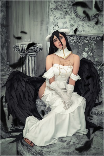 Overlord - Albedo Cosplay