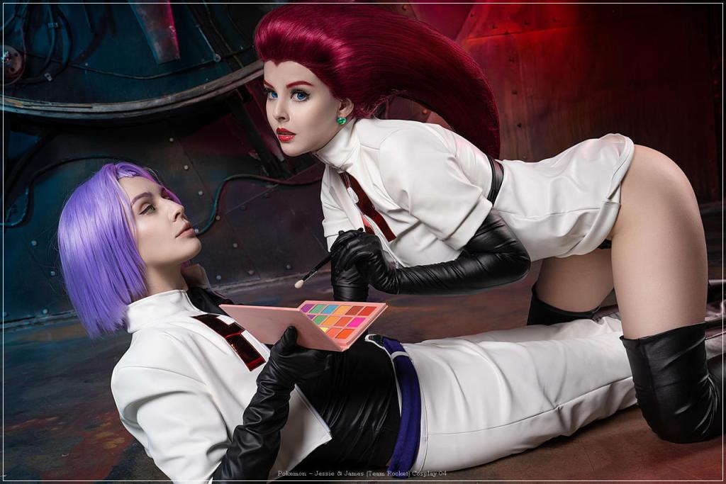 Pokemon - Jessie &amp; James (Team Rocket) Cosplay - full body port.
