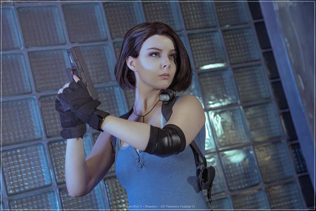 Resident Evil 3 - Remake - Jill Valentine Cosplay - gentle showcase Resident Evil 3 - Remake - Jill Valentine Cosplay - gentle showcase