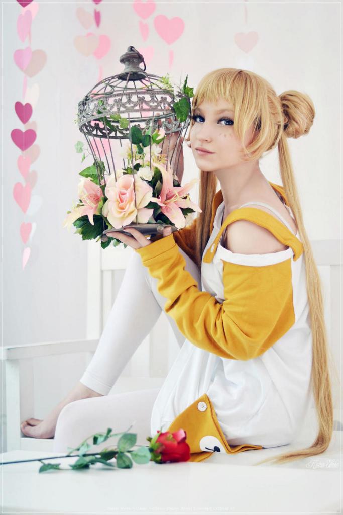 Sailor Moon - Usagi Tsukino (Sailor Moon) (Concept) Cosplay - portrait photo