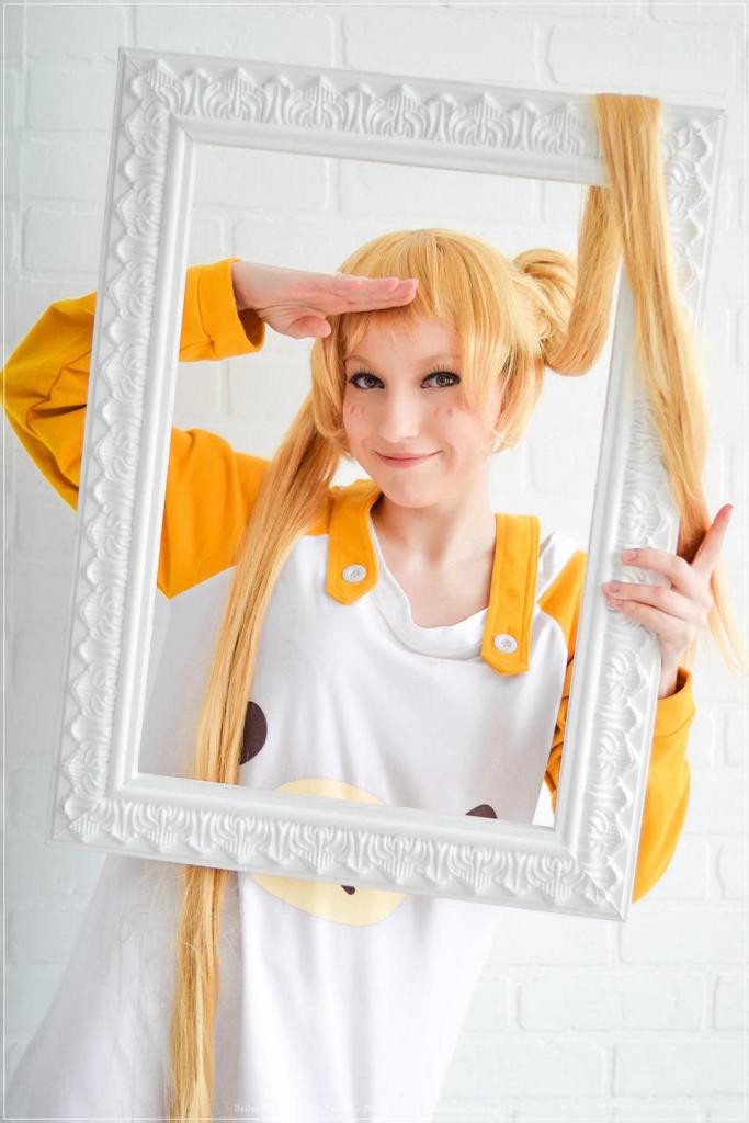 Sailor Moon - Usagi Tsukino (Sailor Moon) (Concept) Cosplay - full length photo