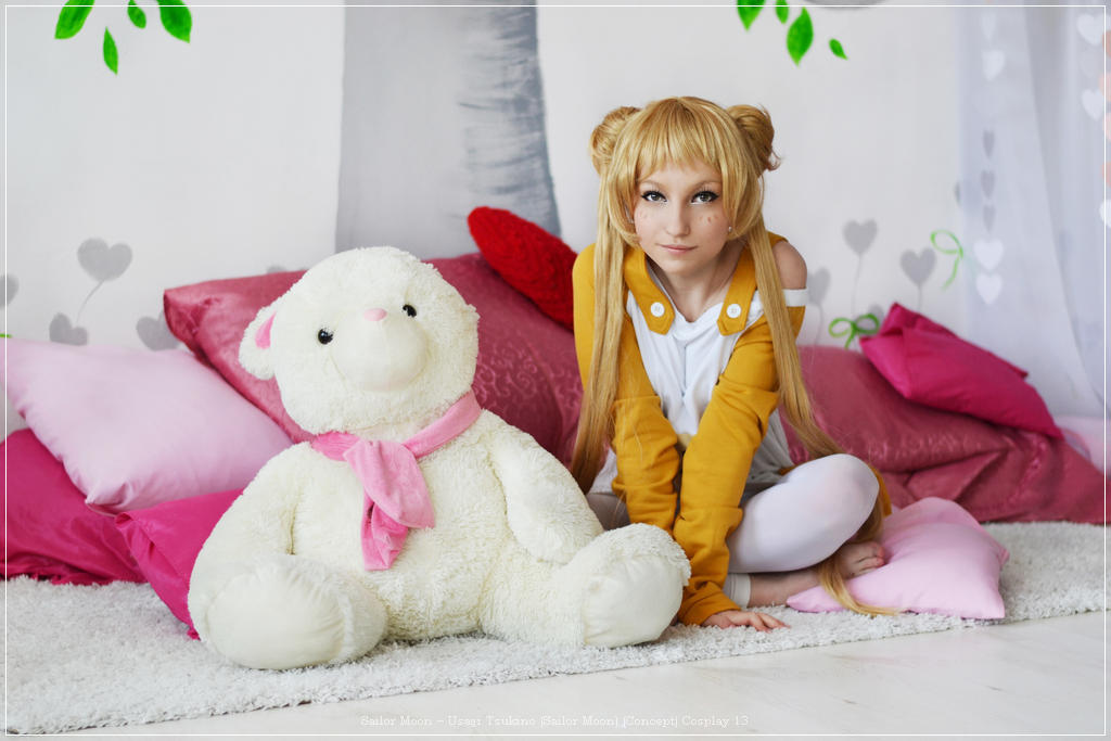 Sailor Moon - Usagi Tsukino (Sailor Moon) (Concept) Cosplay - anime costume
