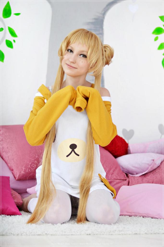 Sailor Moon - Usagi Tsukino (Sailor Moon) (Concept) Cosplay - costume show