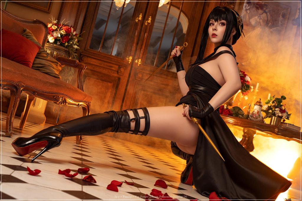 Spy × Family - Yor Forger (Thorn Princess) Cosplay - intimate portrait Spy × Family - Yor Forger (Thorn Princess) Cosplay - intimate portrait