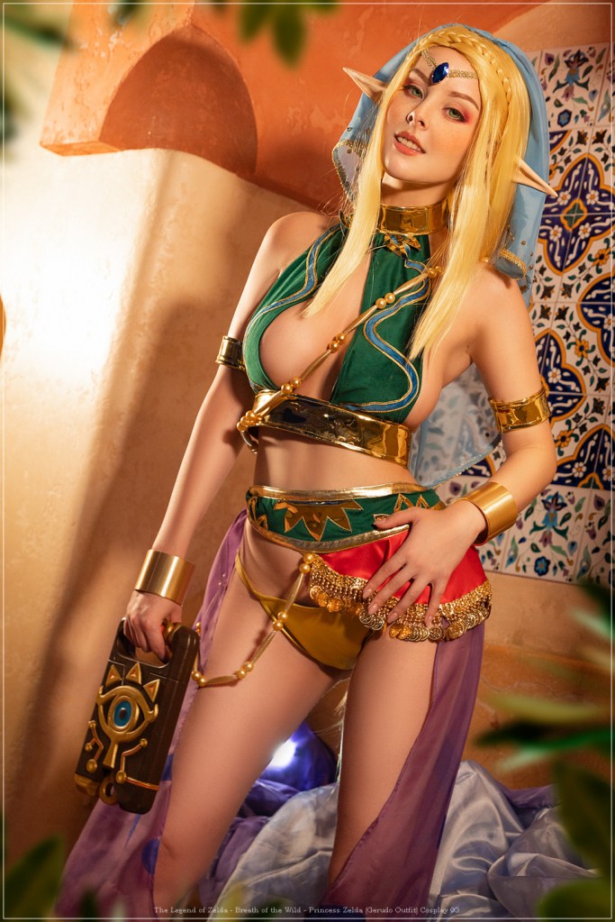 The Legend of Zelda - Breath of the Wild - Princess Zelda (Gerudo Outfit) Cosplay - mature capture