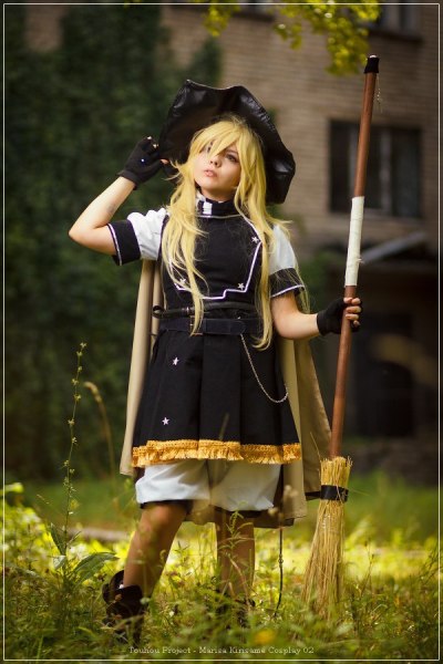 Touhou Project - Marisa Kirisame Cosplay