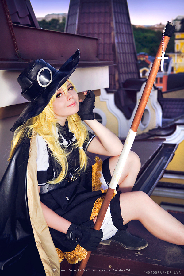 Touhou Project - Marisa Kirisame Cosplay - full length character portrait